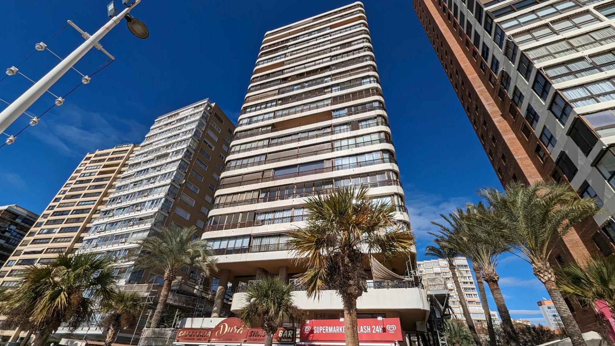 Las Arenas Sea Front Apartments Benidorm Exterior foto