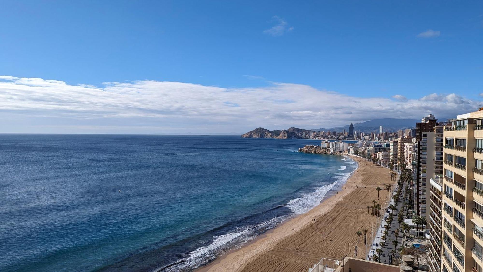 Las Arenas Sea Front Apartments Benidorm Exterior foto