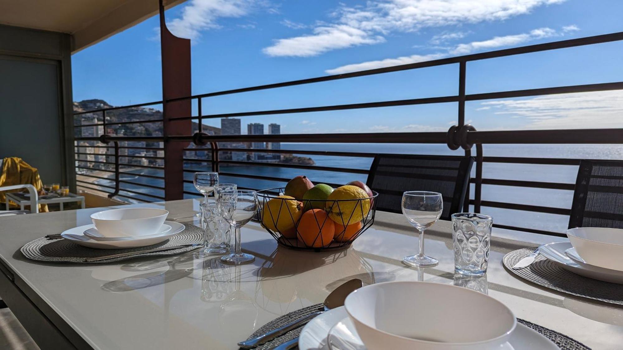 Las Arenas Sea Front Apartments Benidorm Exterior foto